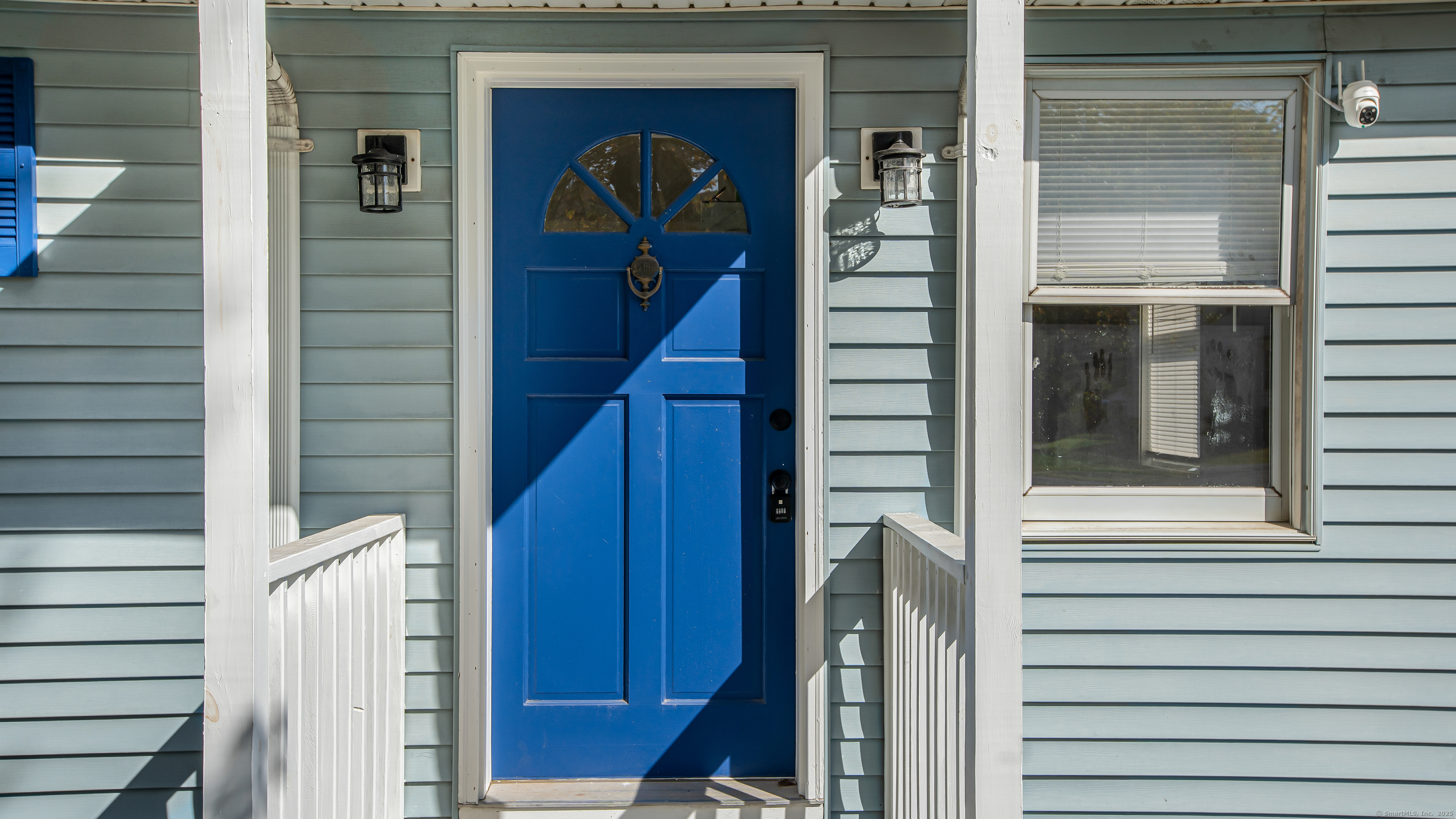 21 Maple Avenue
