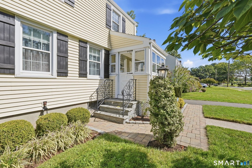 Photo of 148 Sidney Avenue, West Hartford, CT 06110 (MLS # 24208769)