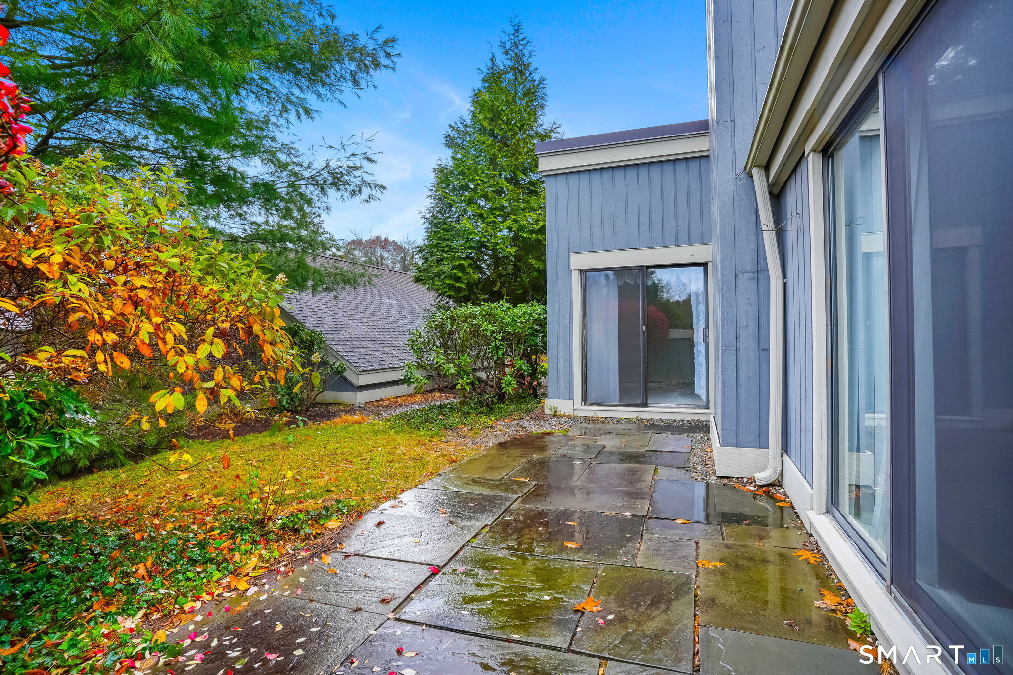 511 Heritage Village B