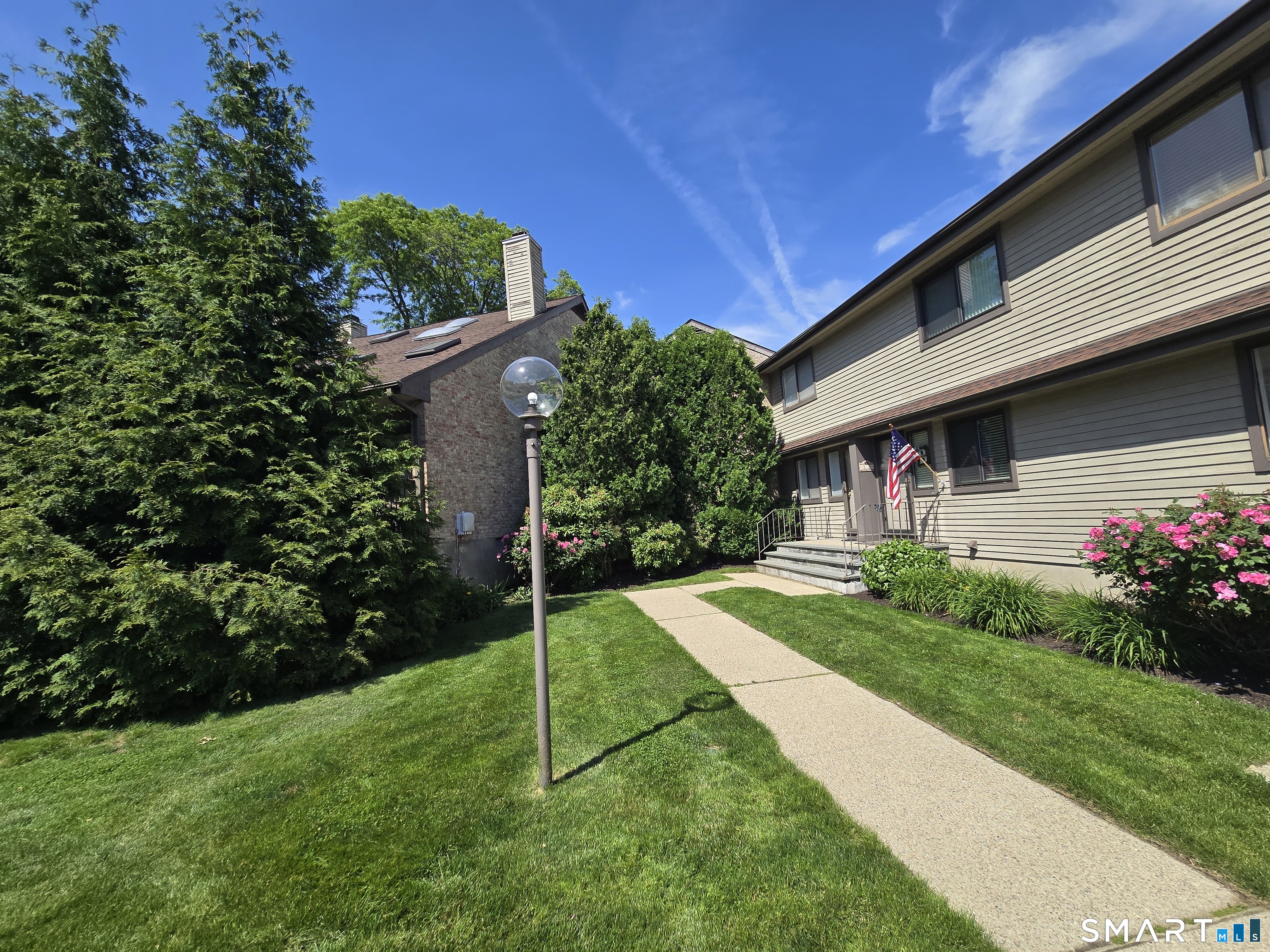 2289 Bedford Street I1