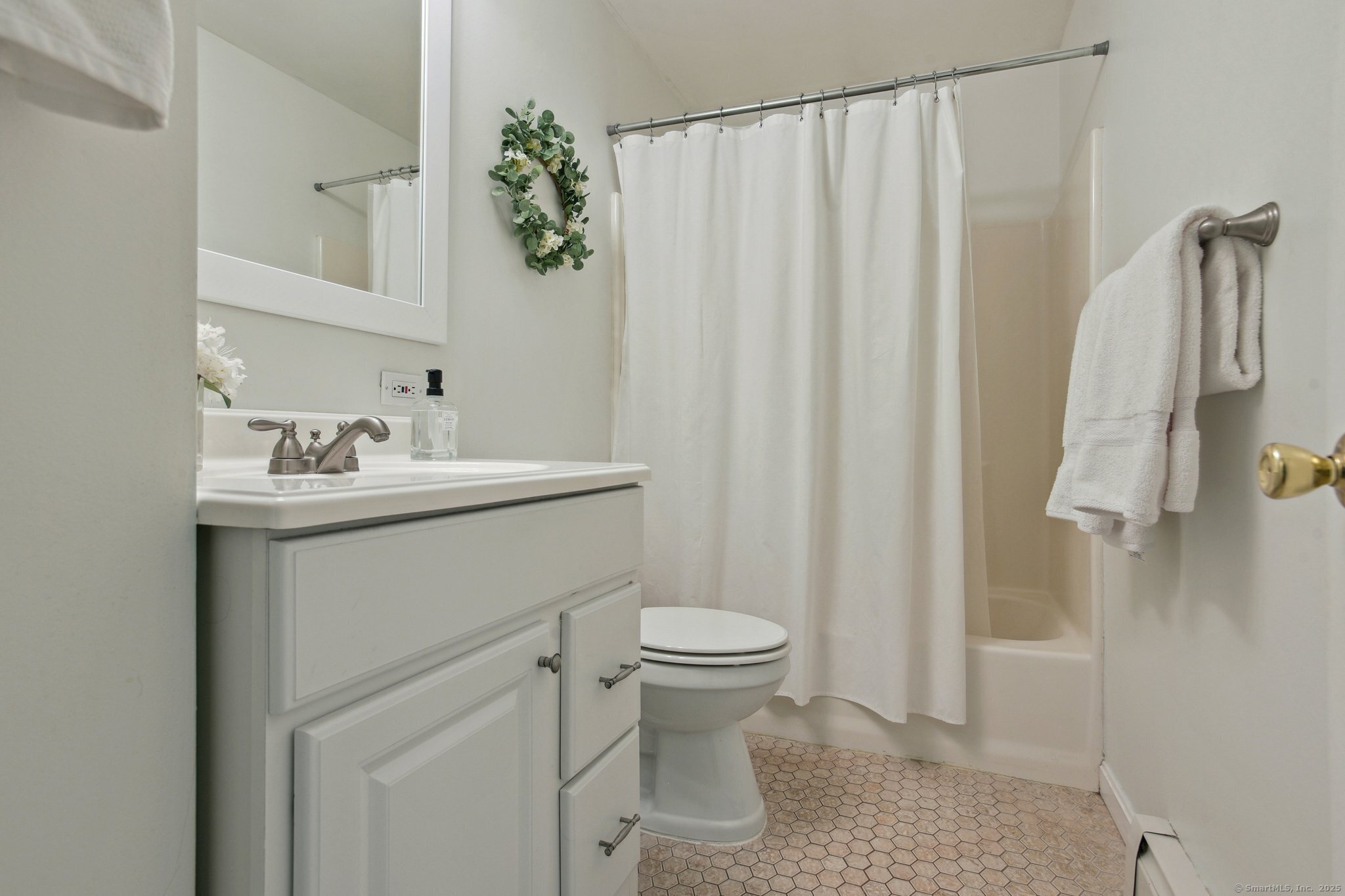 23 Warwickshire Drive, Killingworth, Connecticut image 12
