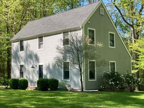 23 Warwickshire Drive Killingworth CT 06419
