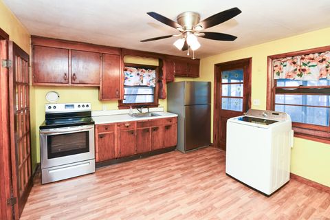 Tiny photo for 104 Hollywood Avenue, Hartford, CT 06110 (MLS # 24143855)