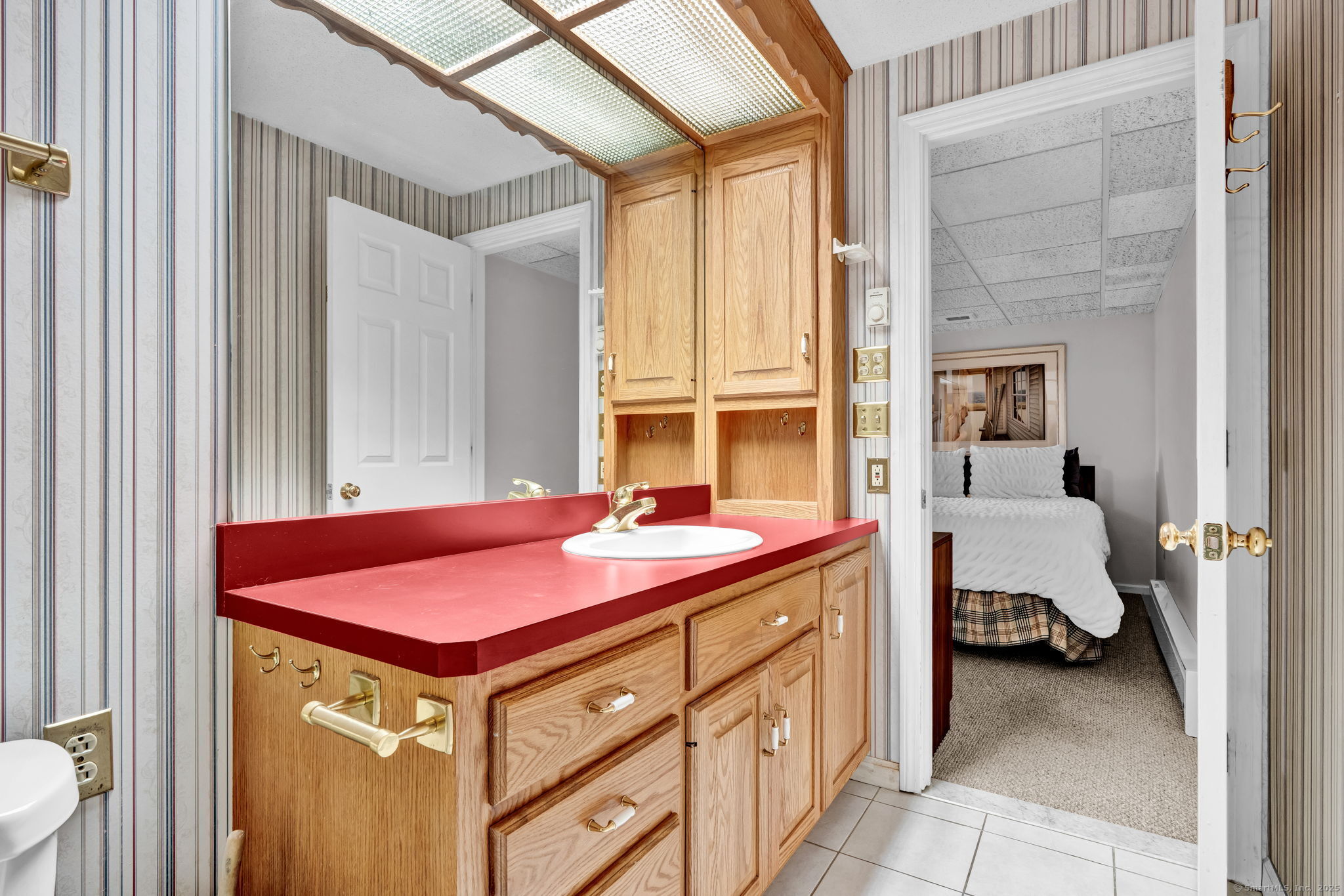 189 Redstone Hill Road #7, Bristol, Connecticut image 34
