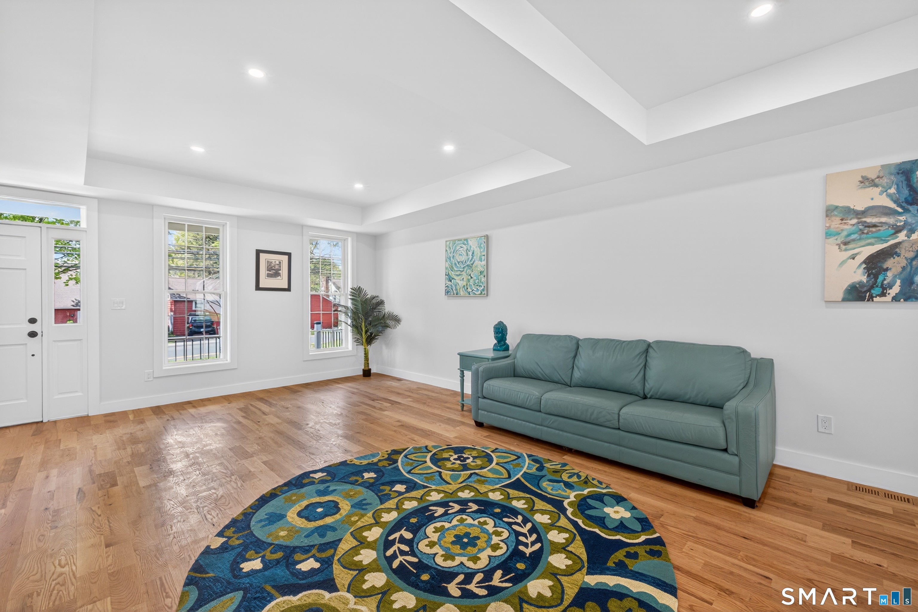 367 South End Road