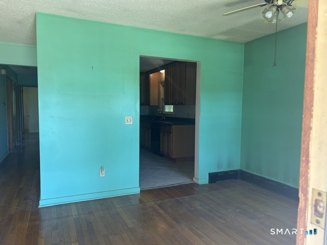 5 Maple Court