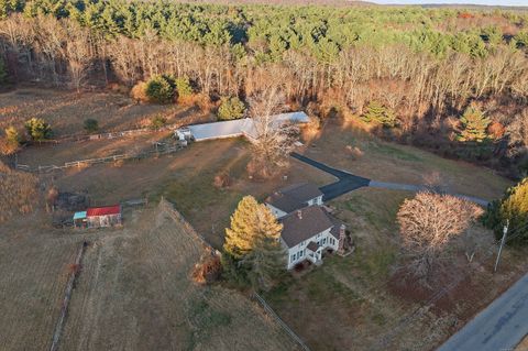 A home in Killingly