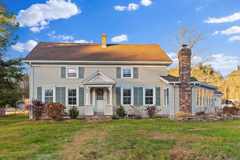 A home in Killingly