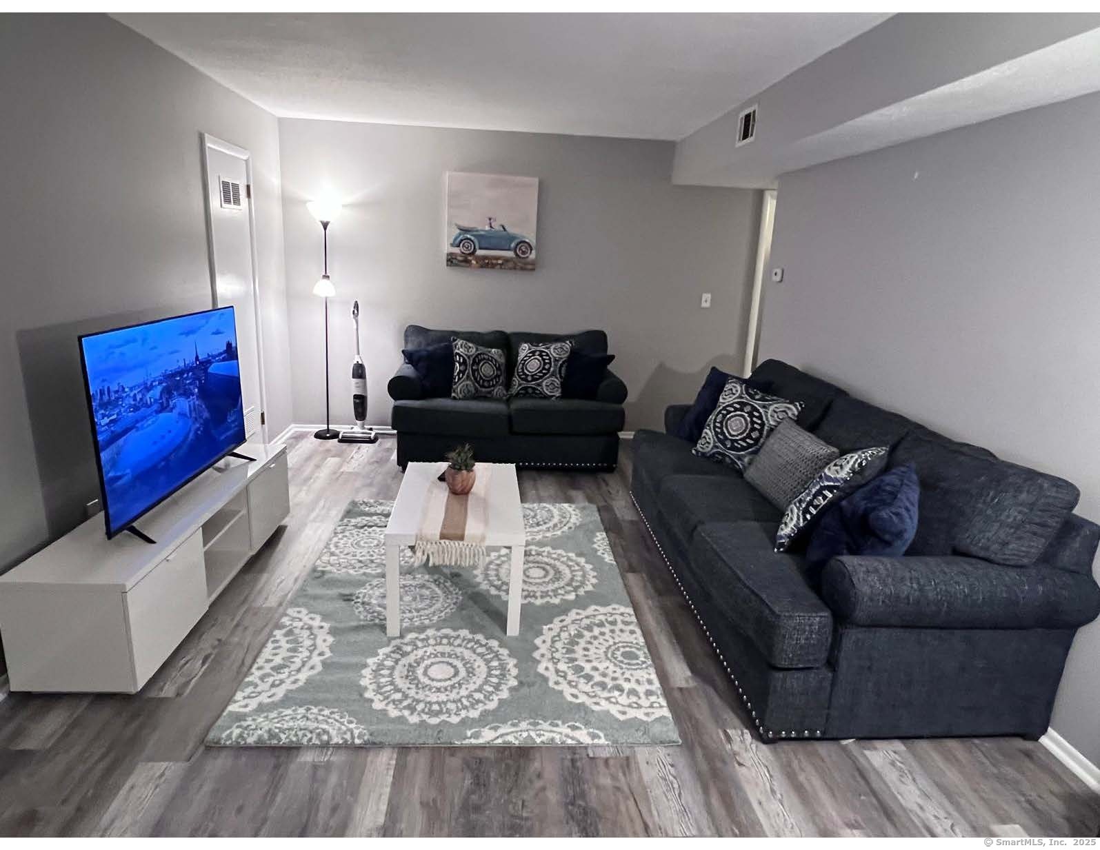 9 Birch Lane #H, East Haven, Connecticut image 2
