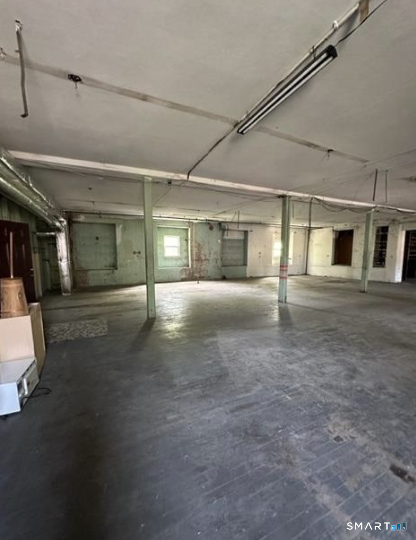 500 Burritt Street