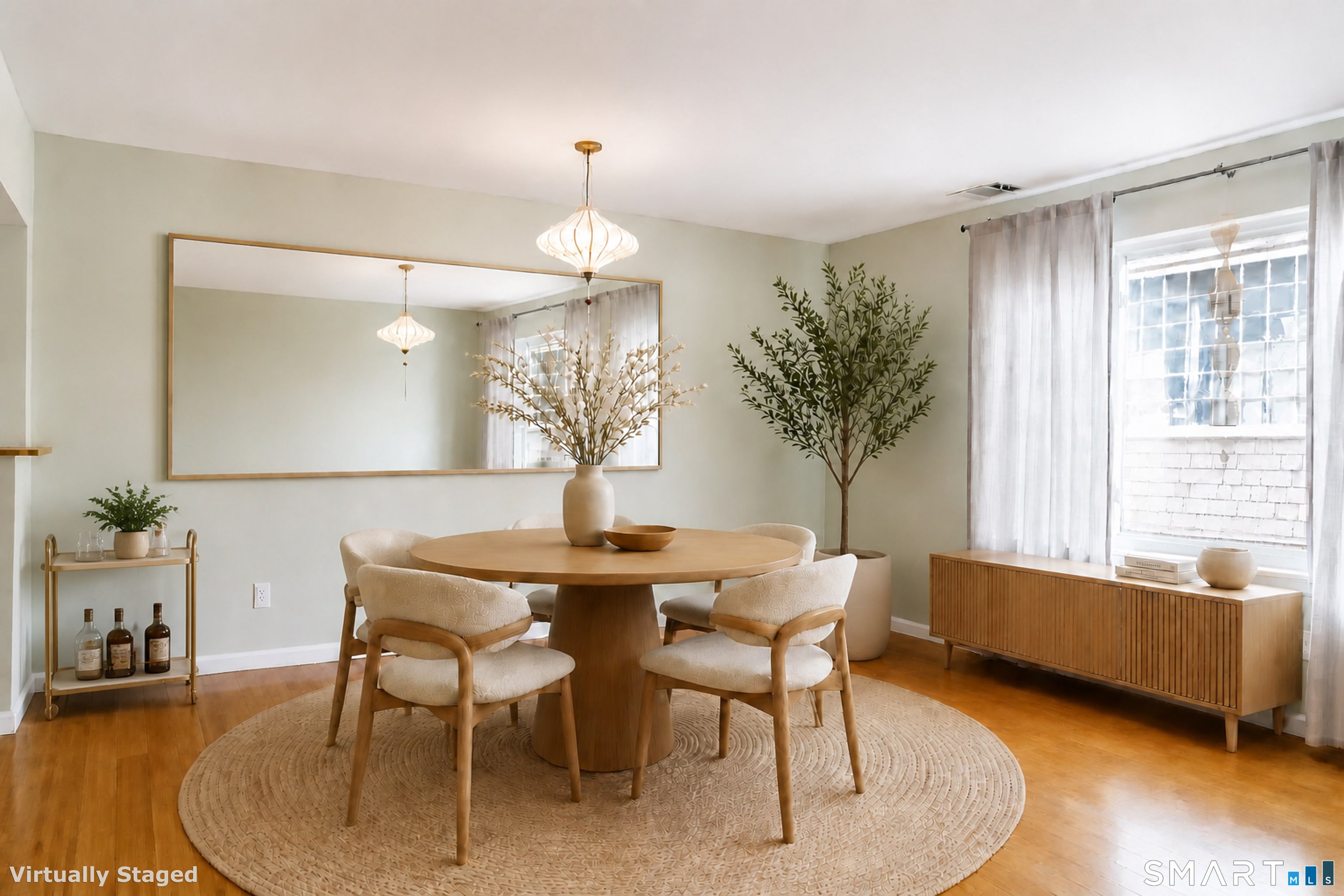 2 Washington Court 8