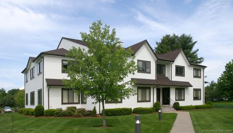 Tiny photo for 5 Forest Park Drive #5-1-L, Farmington, CT 06032 (MLS # 24085064)