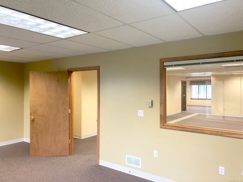 Tiny photo for 5 Forest Park Drive #5-1-L, Farmington, CT 06032 (MLS # 24085064)