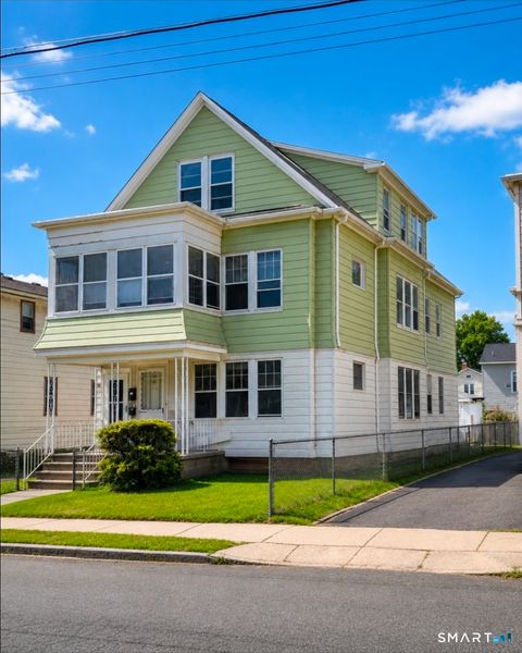 Multifamily For Rent - 97-99 Beacon Street #3RD FL<br/> Hamden, CT 06514
