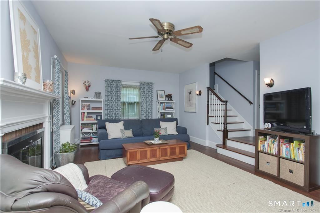 Photo of 15 Tremont Avenue, Stamford, CT 06906 (MLS # 24157239)