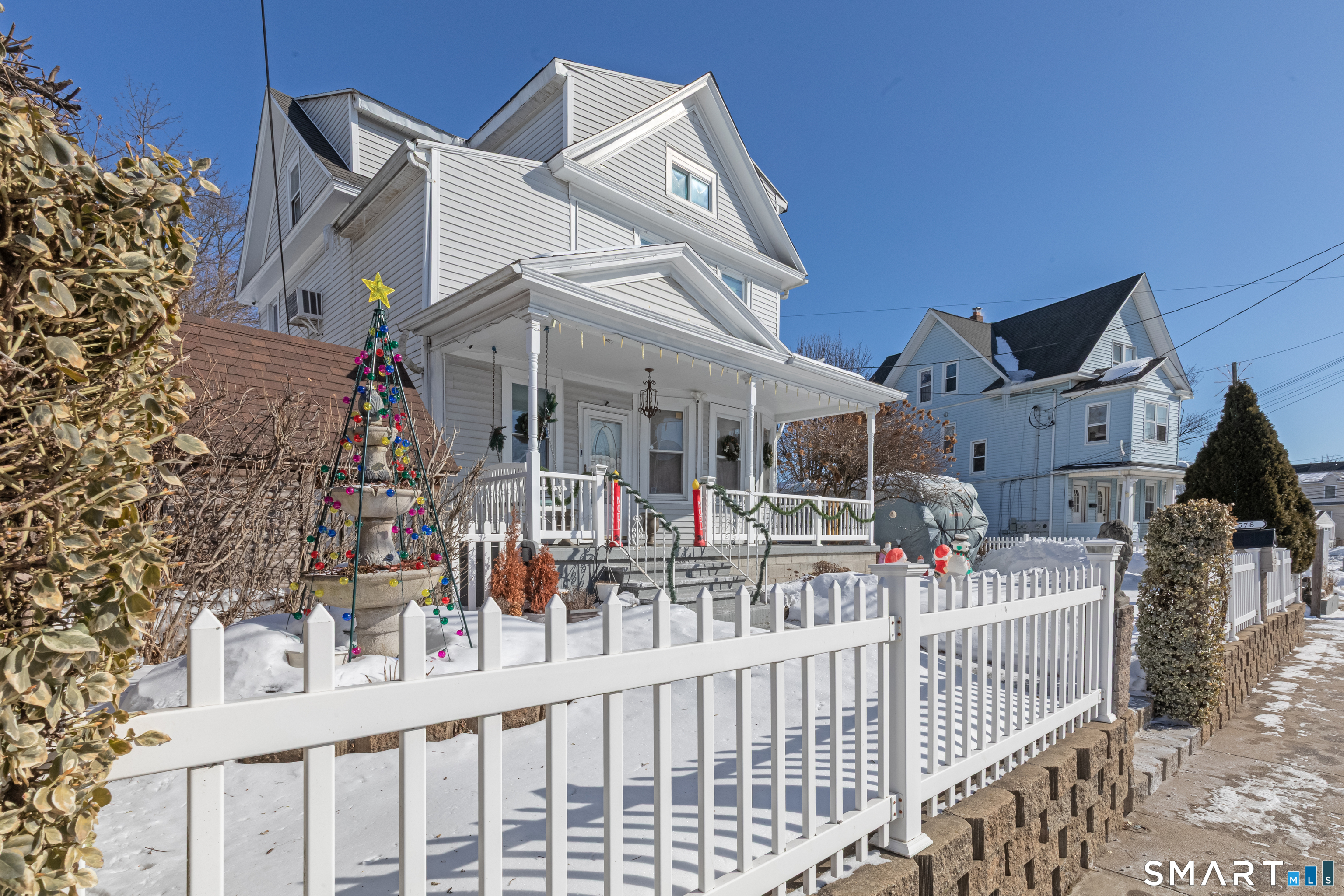 578 Beechmont Avenue