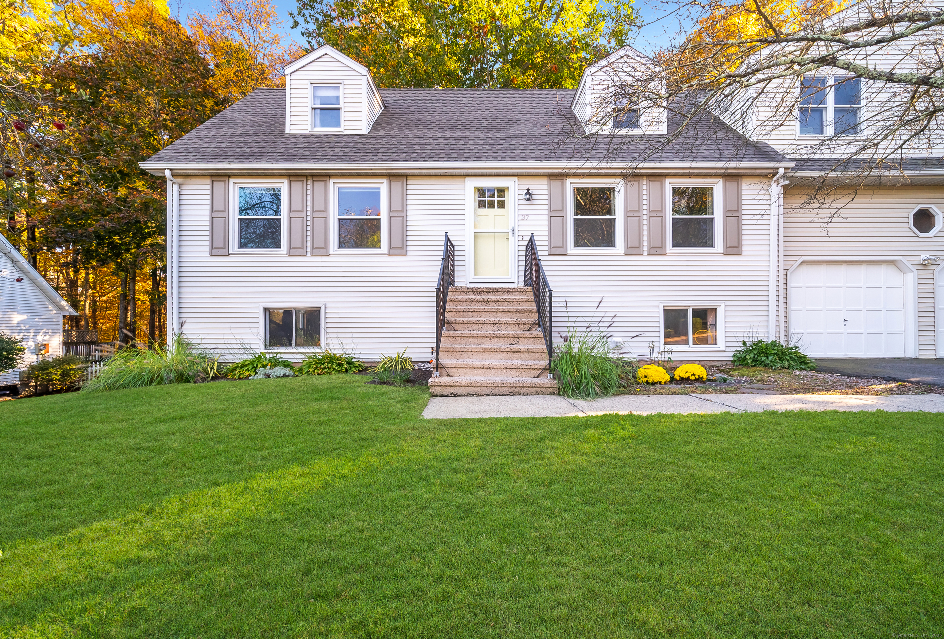 37 Timber Ridge Road