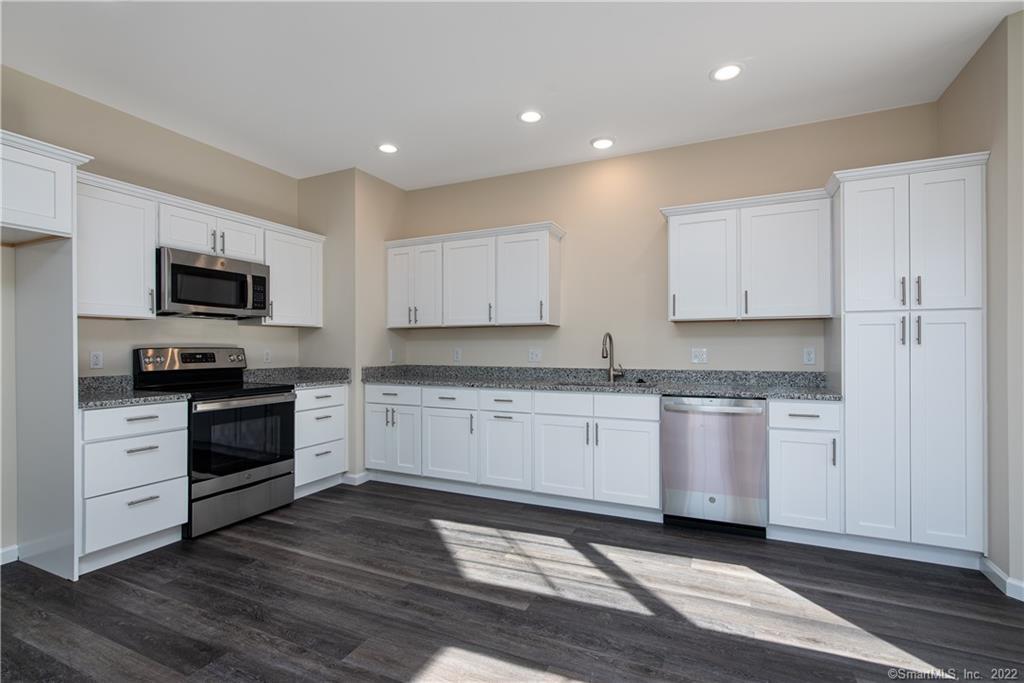 27 Woodside Drive