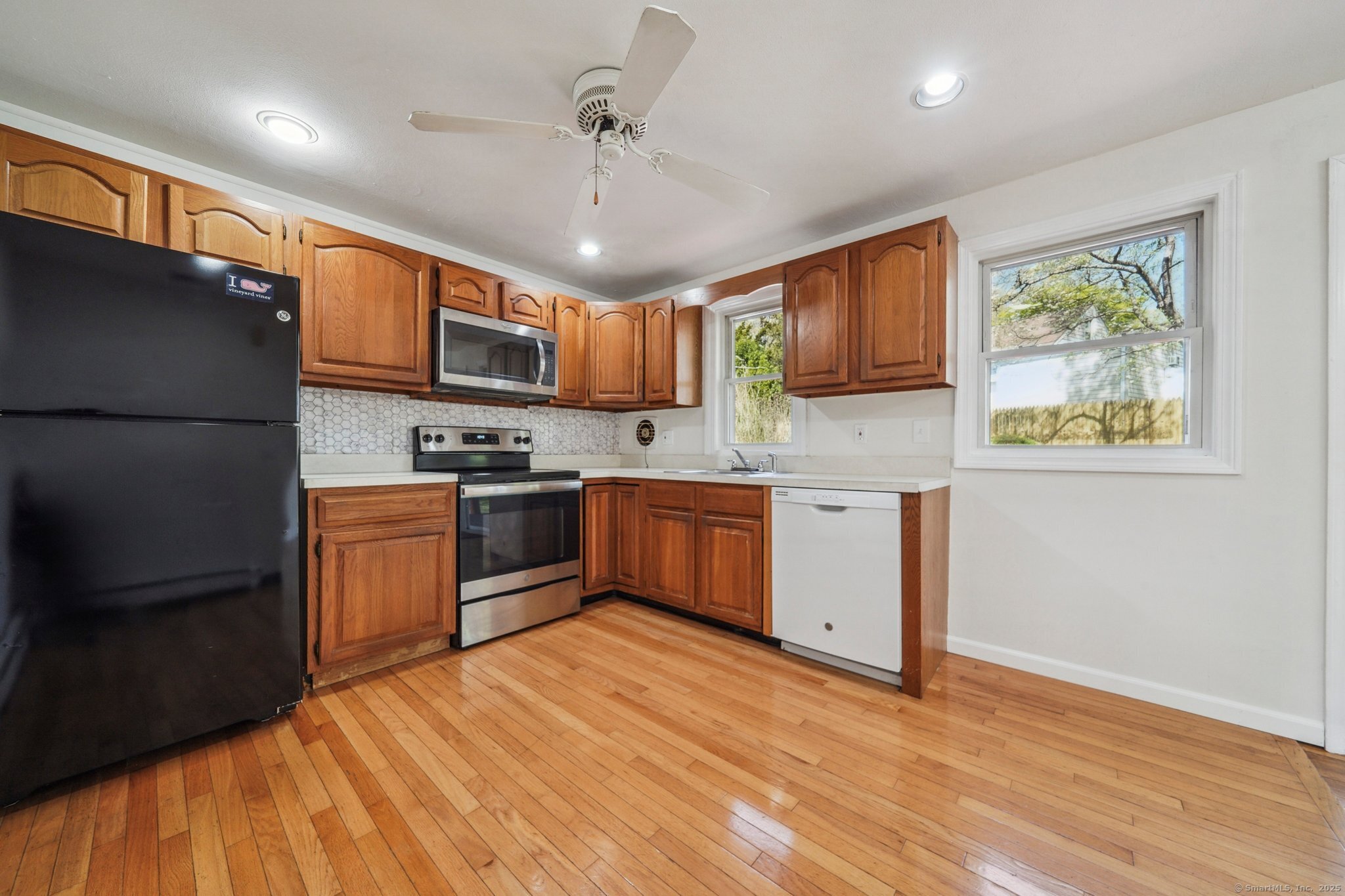 24 Styles Lane, Norwalk, Connecticut image 9