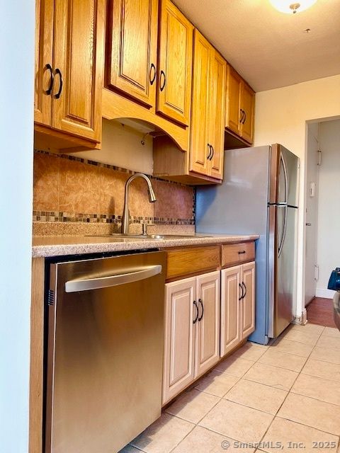 Tiny photo for 2625 Park Avenue #14D, Bridgeport, CT 06604 (MLS # 24137501)