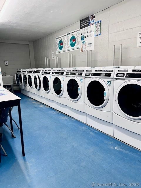 Tiny photo for 2625 Park Avenue #14D, Bridgeport, CT 06604 (MLS # 24137501)