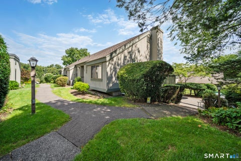 Photo of 28 Heritage Circle #B, Southbury, CT 06488 (MLS # 24202157)