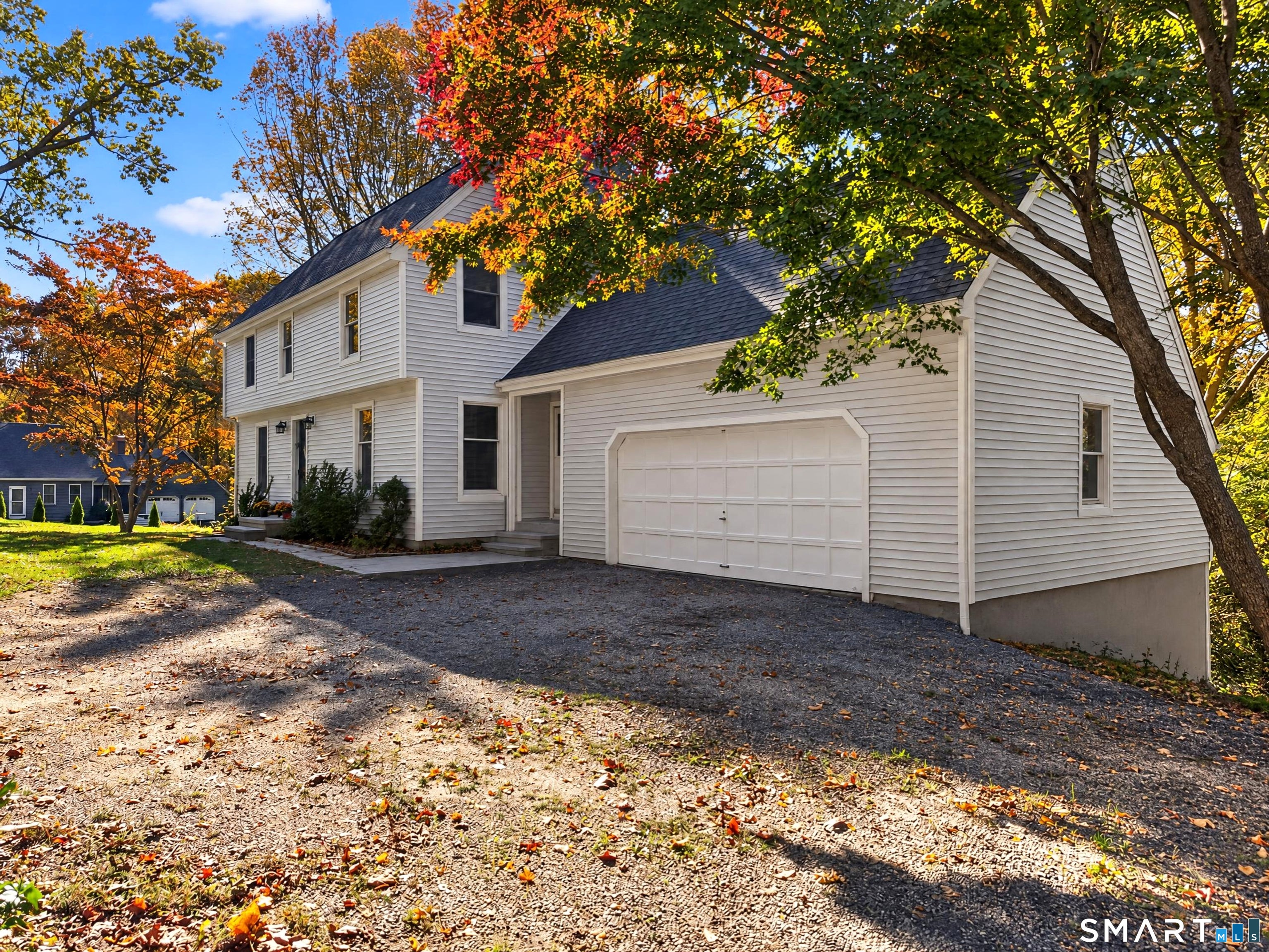 7 Hickory Hill Drive