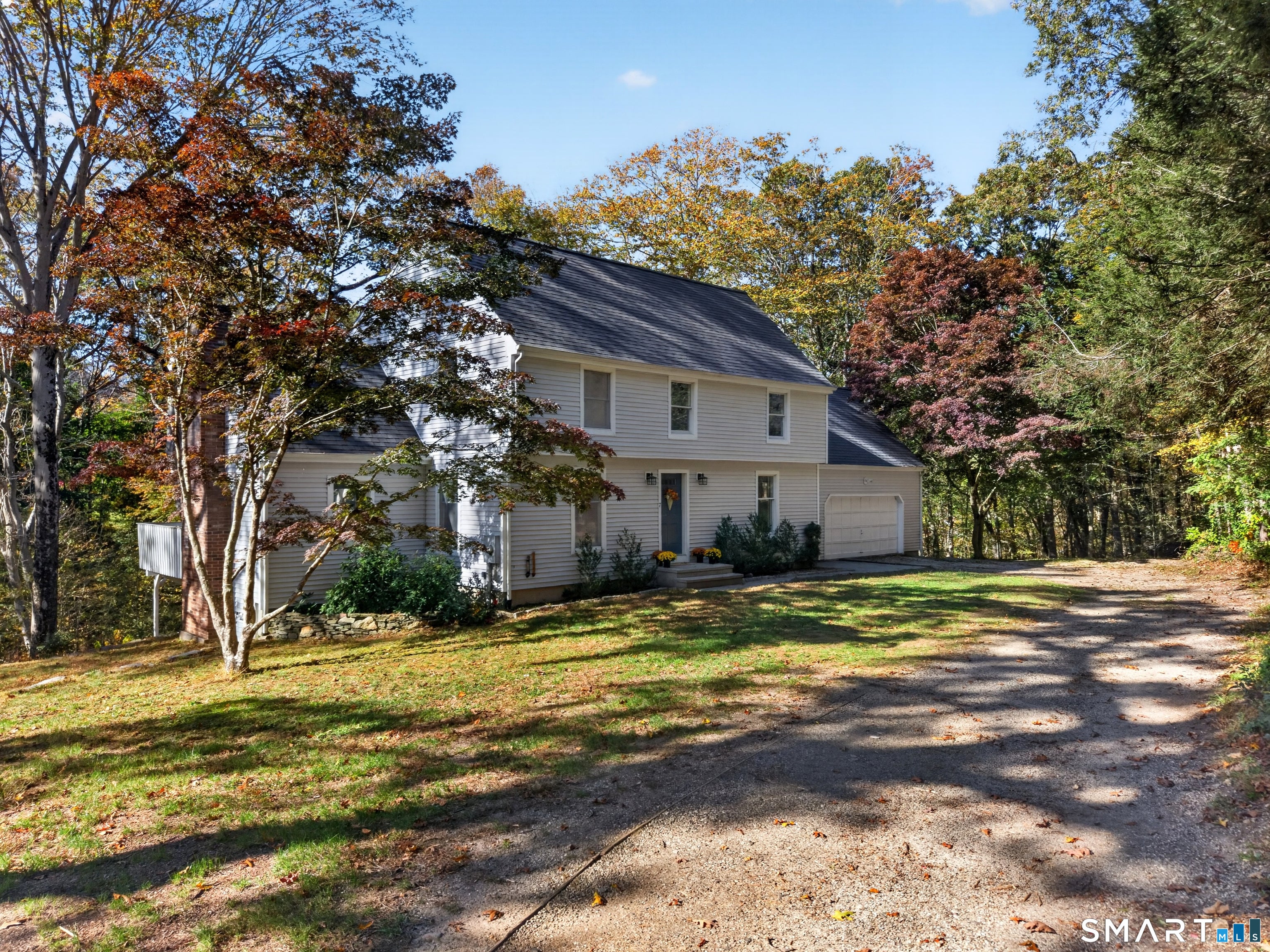 7 Hickory Hill Drive