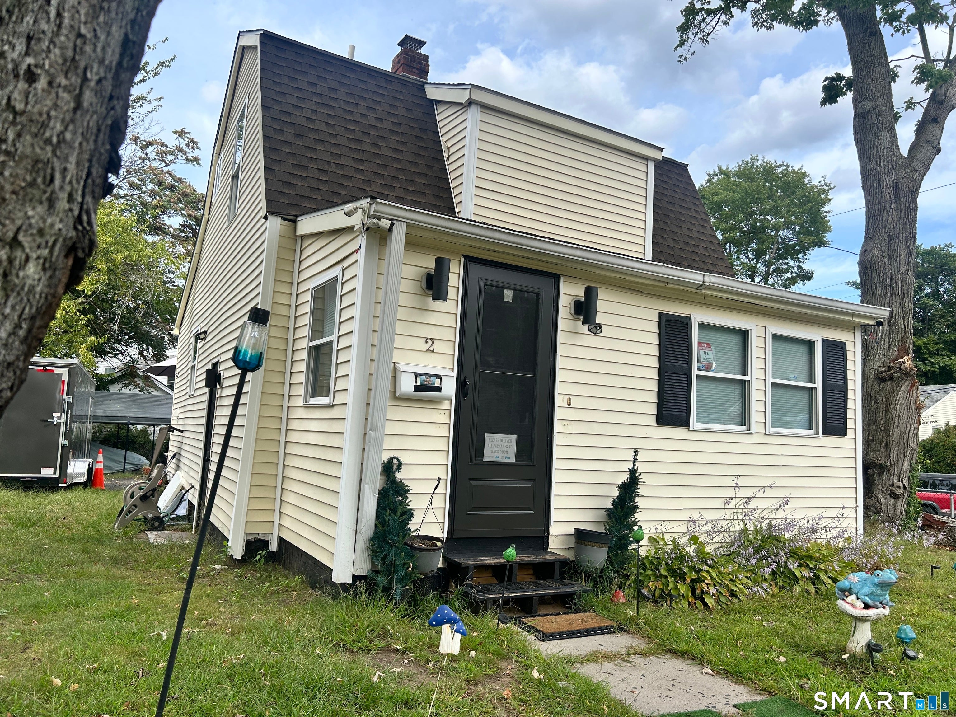 2 Simpson Street