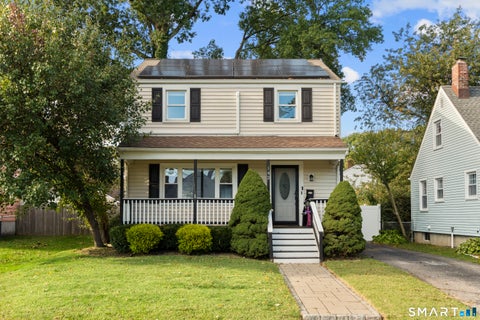 Photo of 142 Cambridge Street, Stratford, CT 06614 (MLS # 24212715)