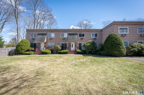 Tiny photo for 201 Highview Avenue #C2, Stamford, CT 06907 (MLS # 24160579)