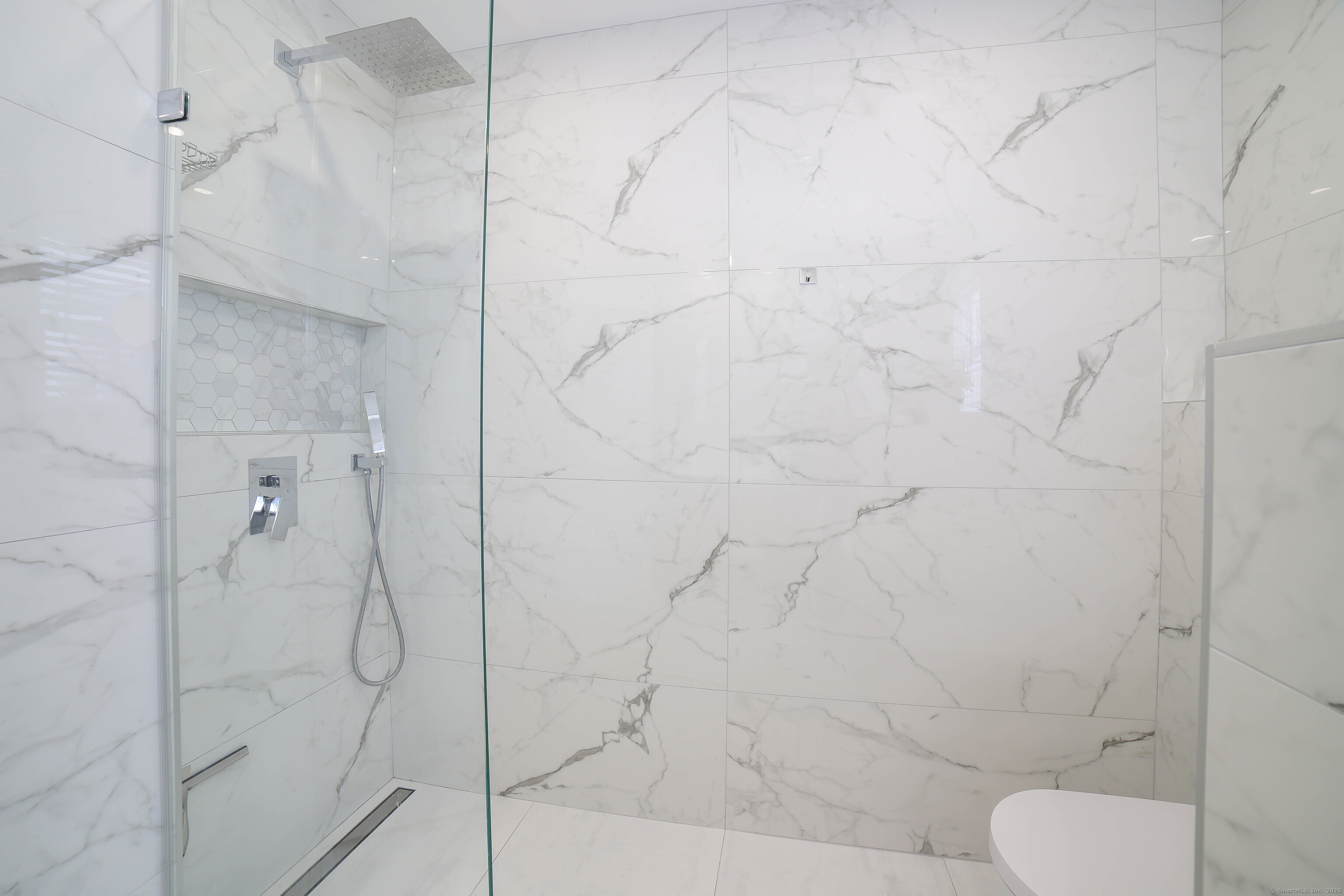 65 Carolina Road, Bristol, Connecticut image 11