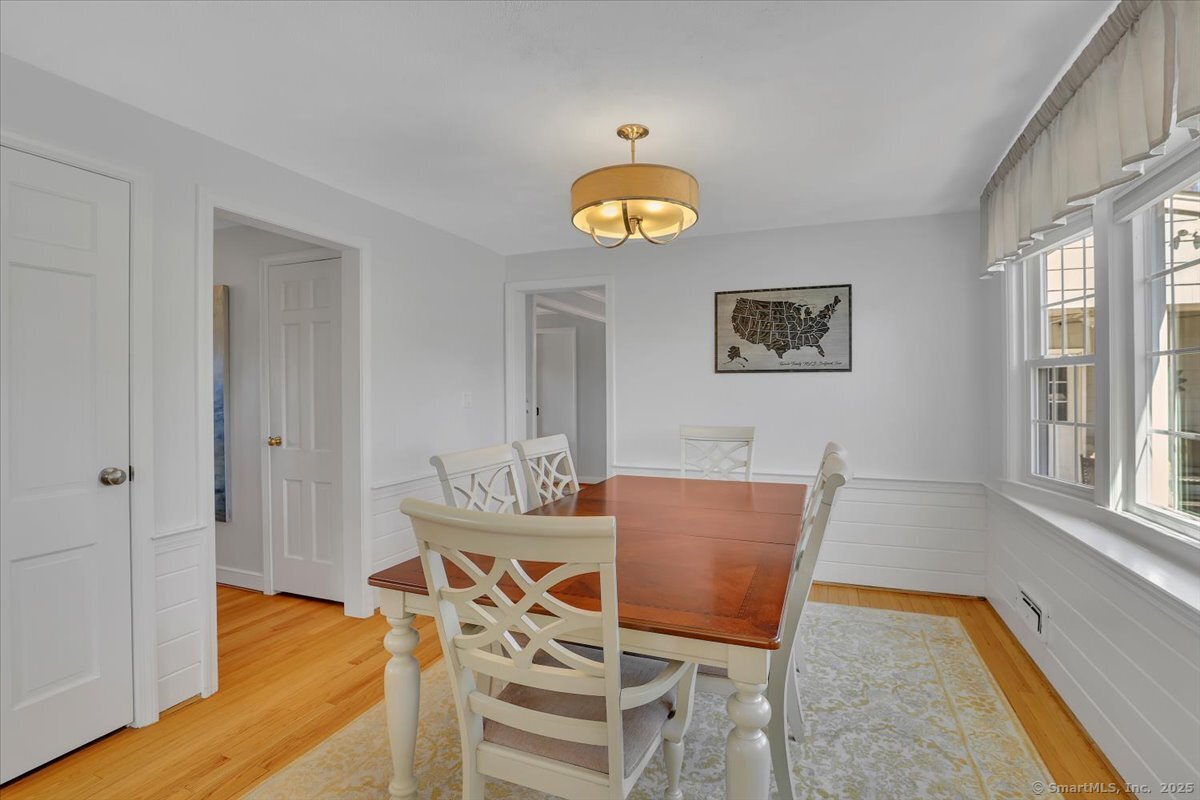 454 Bloomfield Avenue, Bloomfield, Connecticut image 13