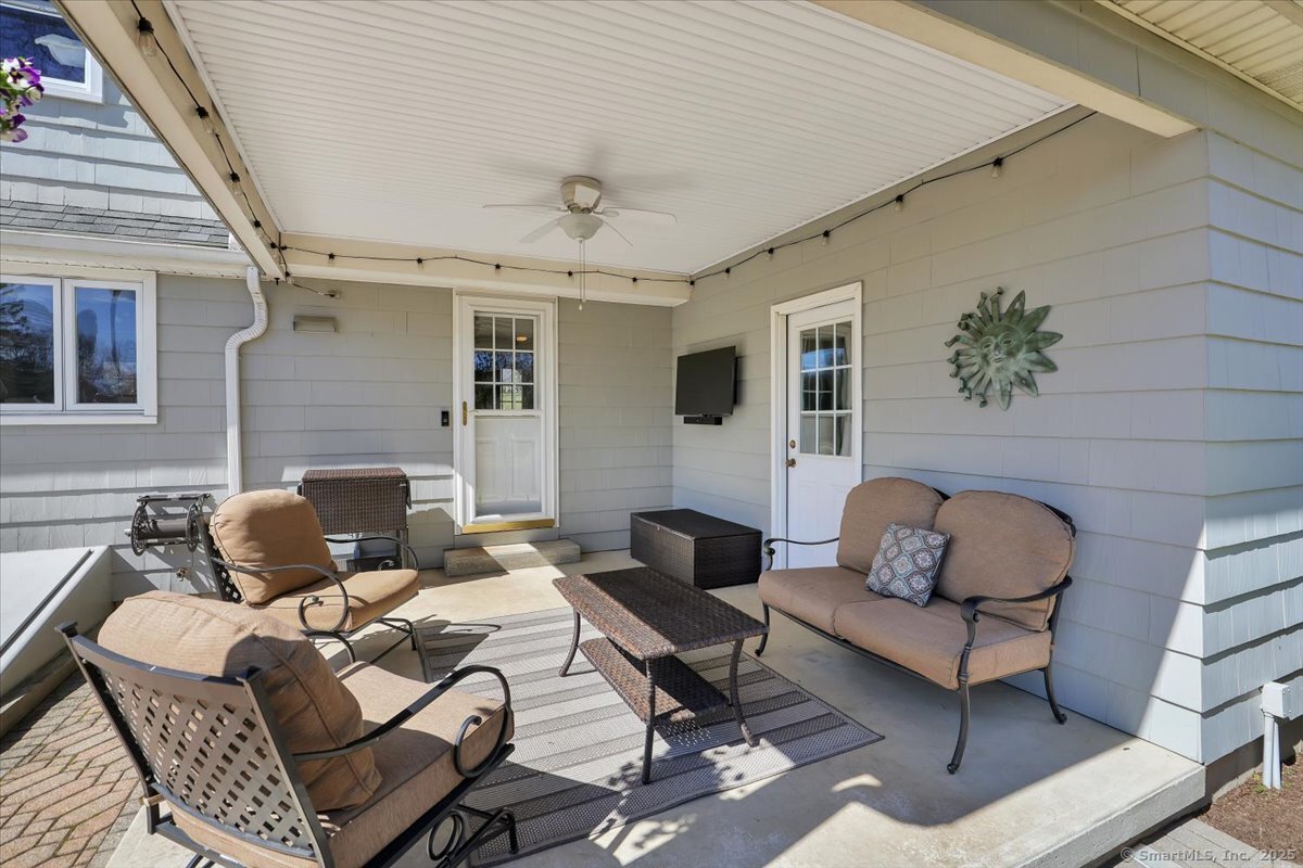 454 Bloomfield Avenue, Bloomfield, Connecticut image 32