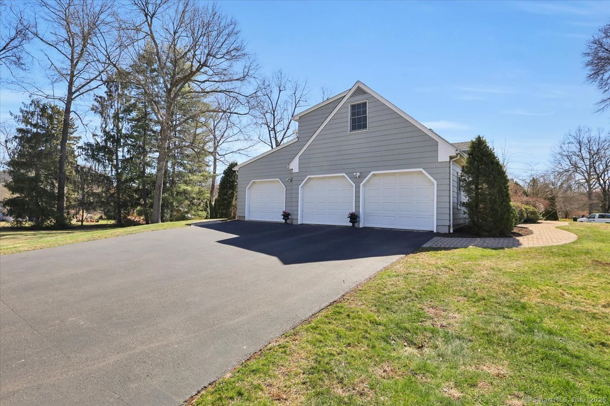454 Bloomfield Avenue, Bloomfield, Connecticut image 38