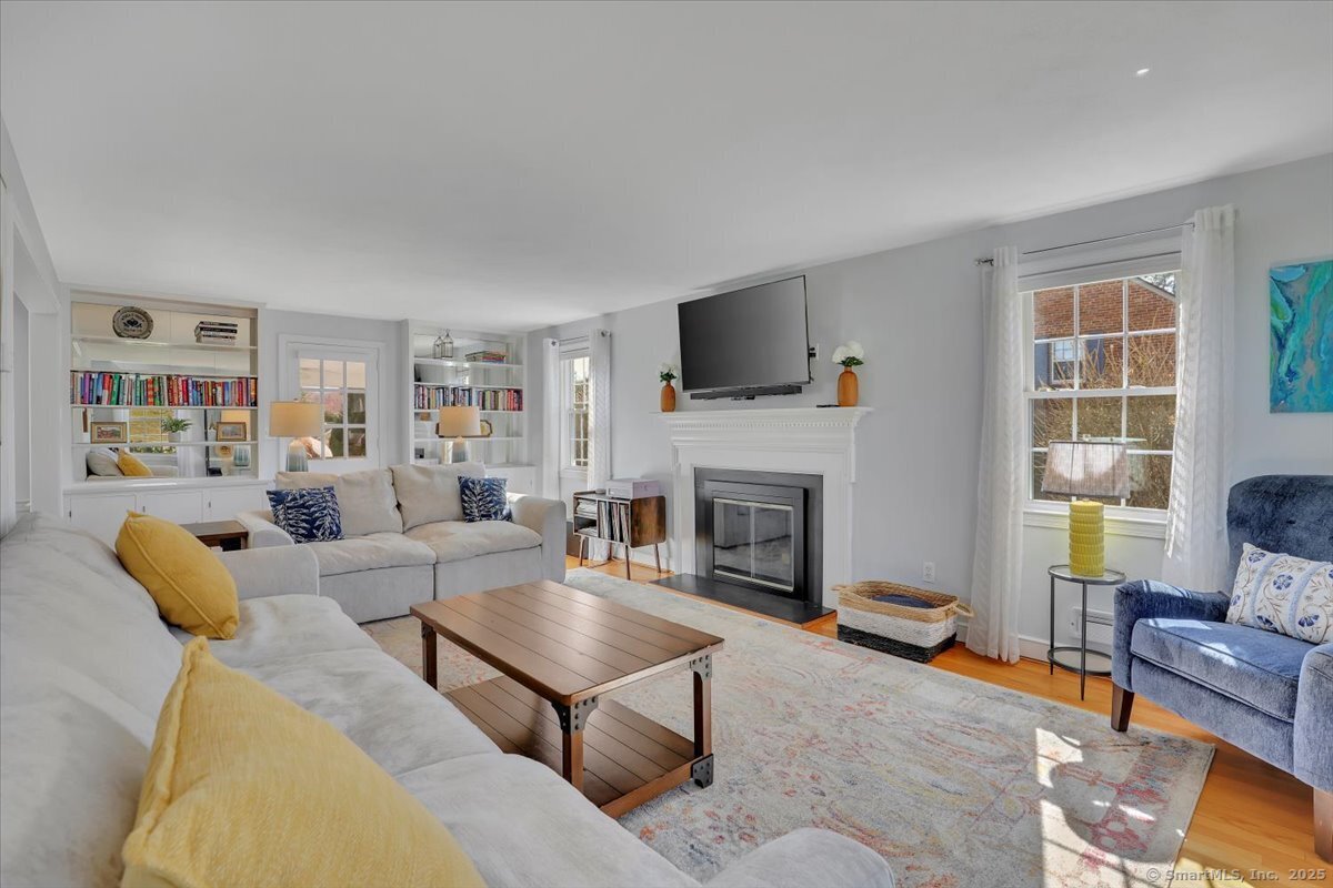 454 Bloomfield Avenue, Bloomfield, Connecticut image 4