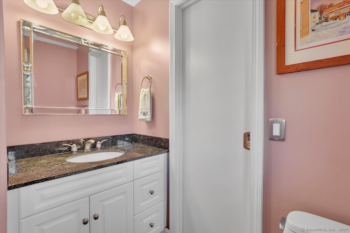 454 Bloomfield Avenue, Bloomfield, Connecticut image 15
