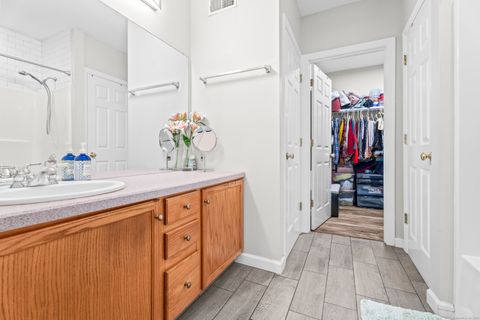 Tiny photo for 29 Primrose Lane #29, Suffield, CT 06078 (MLS # 24133367)