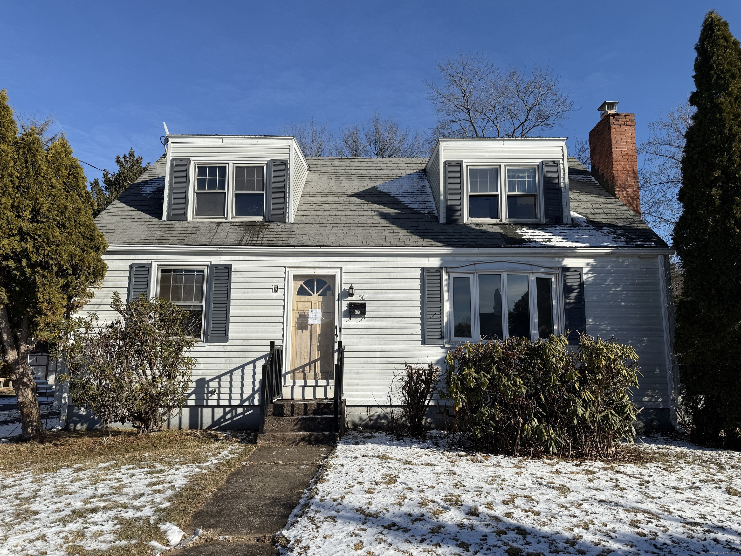 Property for Sale at Garfield Avenue, Middletown, Connecticut - Bedrooms: 2 
Bathrooms: 1 
Rooms: 6  - $215,000