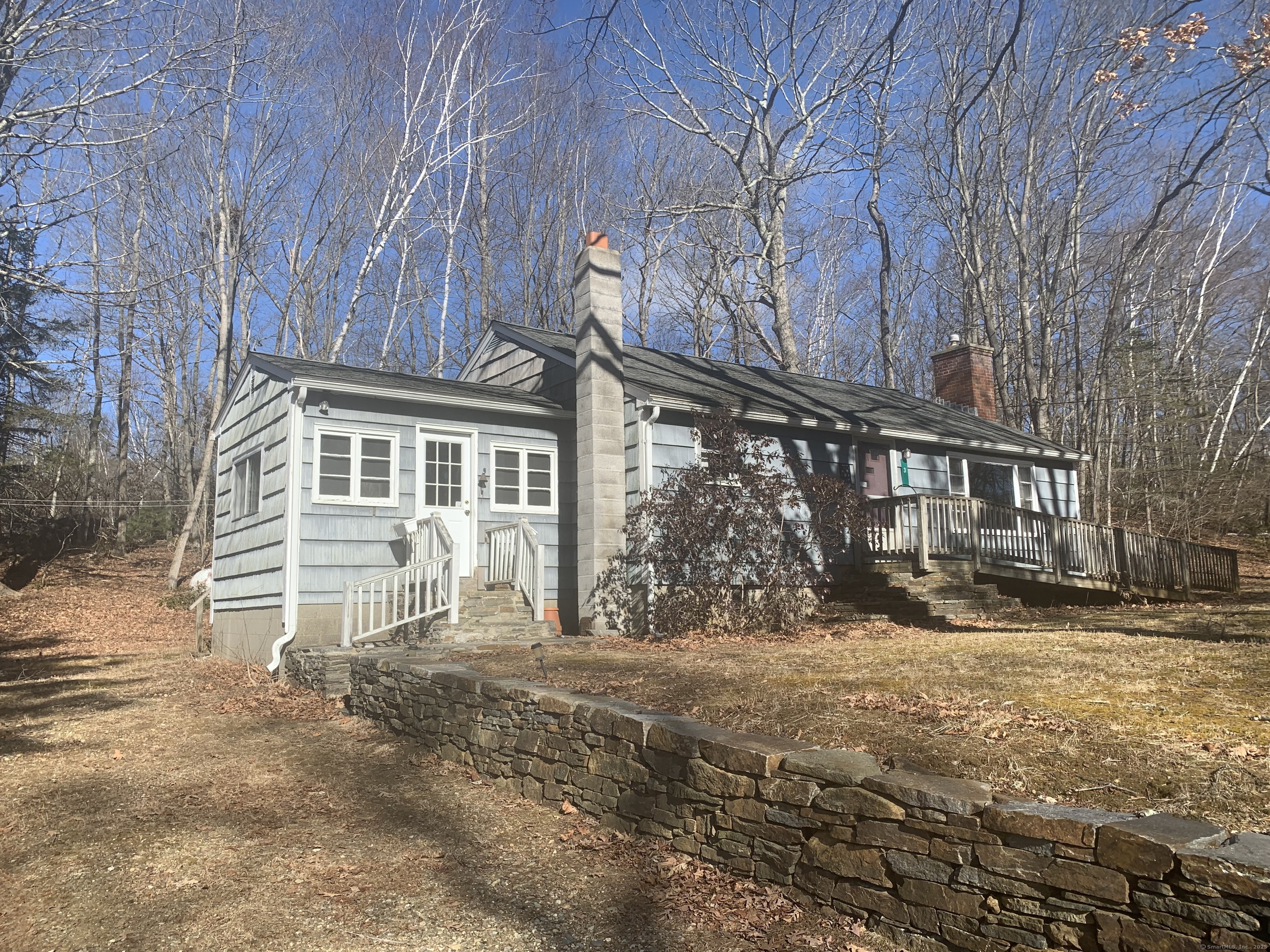 Stickney Hill Road, Union, Connecticut - 2 Bedrooms  
1 Bathrooms  
4 Rooms - 