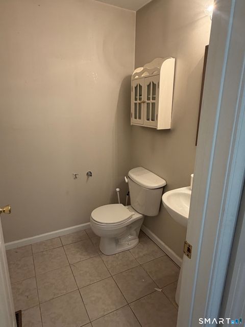 Tiny photo for 108 Mohican Avenue #APT 10, Waterbury, CT 06708 (MLS # 24150278)