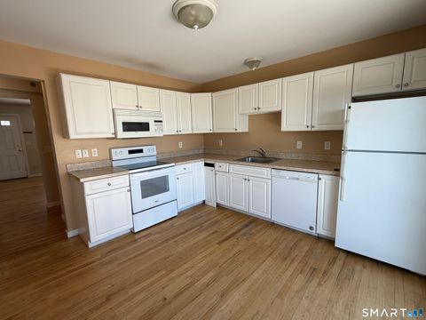 Tiny photo for 108 Mohican Avenue #APT 10, Waterbury, CT 06708 (MLS # 24150278)