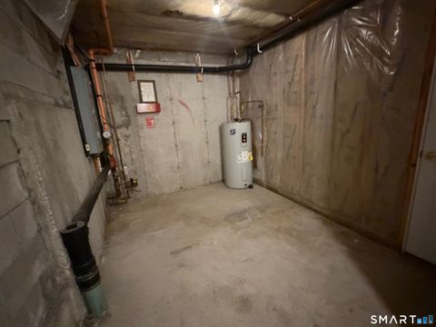 Tiny photo for 108 Mohican Avenue #APT 10, Waterbury, CT 06708 (MLS # 24150278)