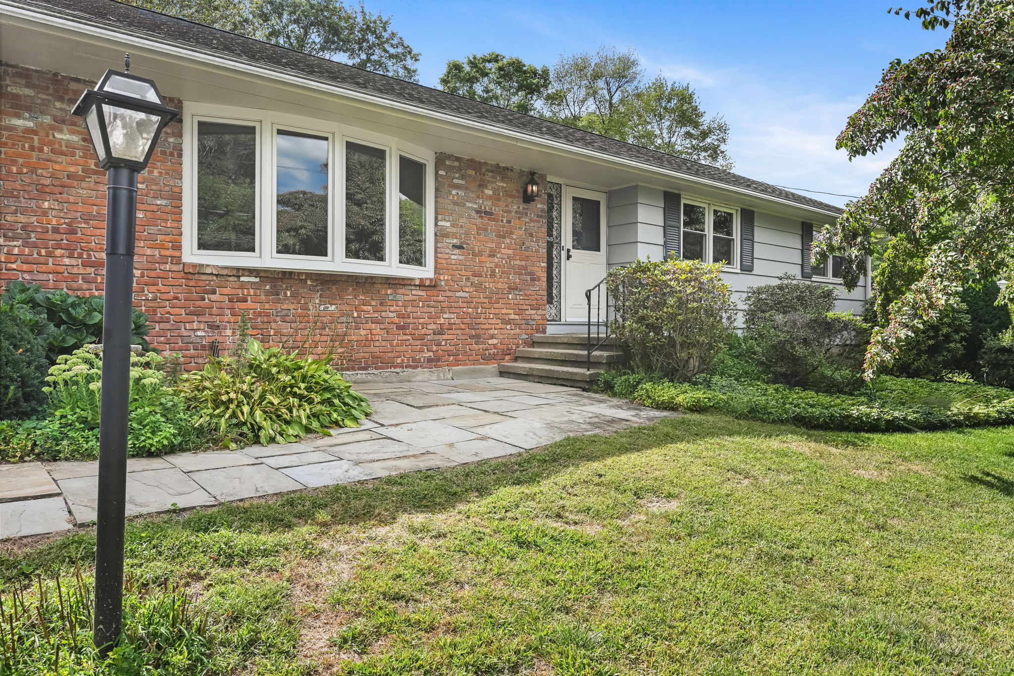 9 West Wind Road
