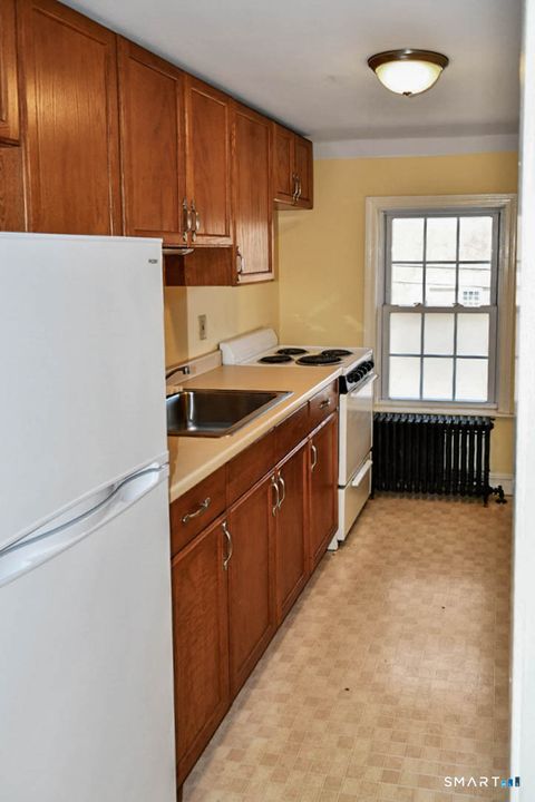 Tiny photo for 46 Main Street, Essex, CT 06409 (MLS # 24164554)