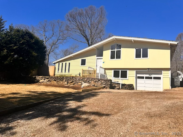 Rental Property at Long Lots Road, Westport, Connecticut - Bedrooms: 3 
Bathrooms: 3 
Rooms: 8  - $6,500 MO.