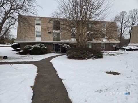 Tiny photo for 1162 Middle Turnpike W #APT B2, Manchester, CT 06040 (MLS # 24149623)