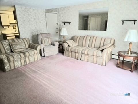 Tiny photo for 1162 Middle Turnpike W #APT B2, Manchester, CT 06040 (MLS # 24149623)