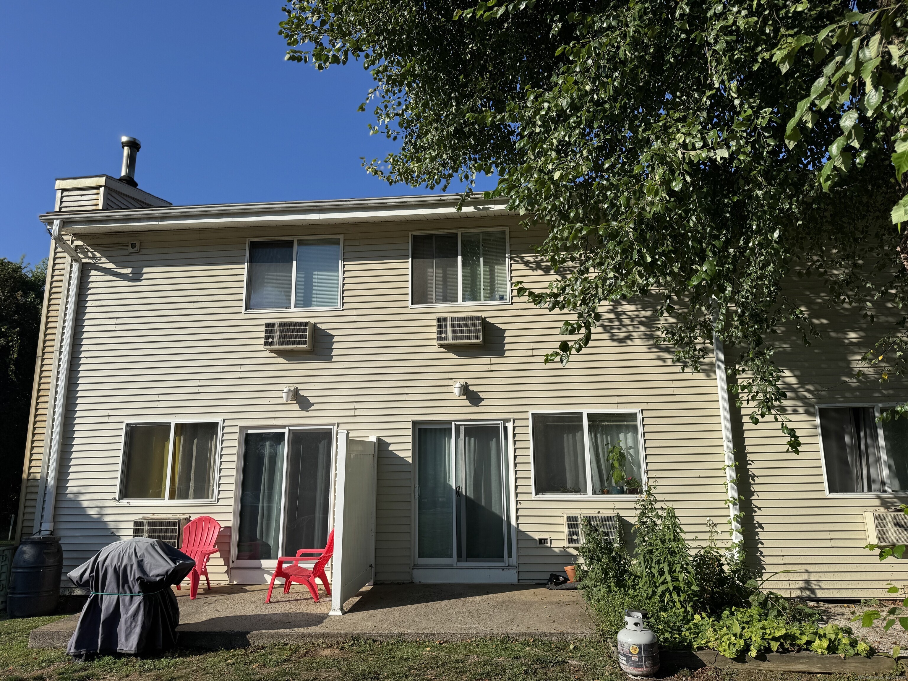 220 Main Street APT 2K