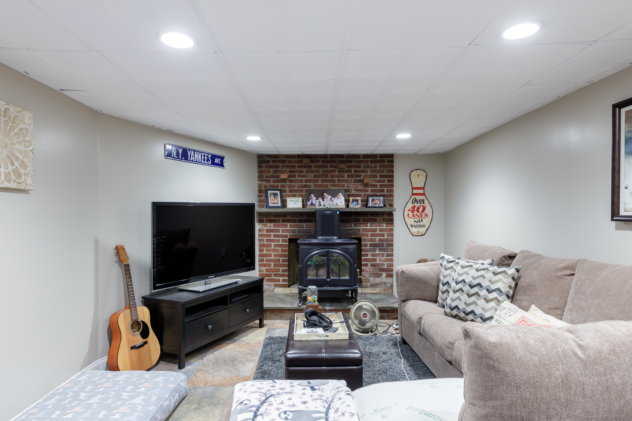 64 Joy Road, Middlebury, Connecticut image 17
